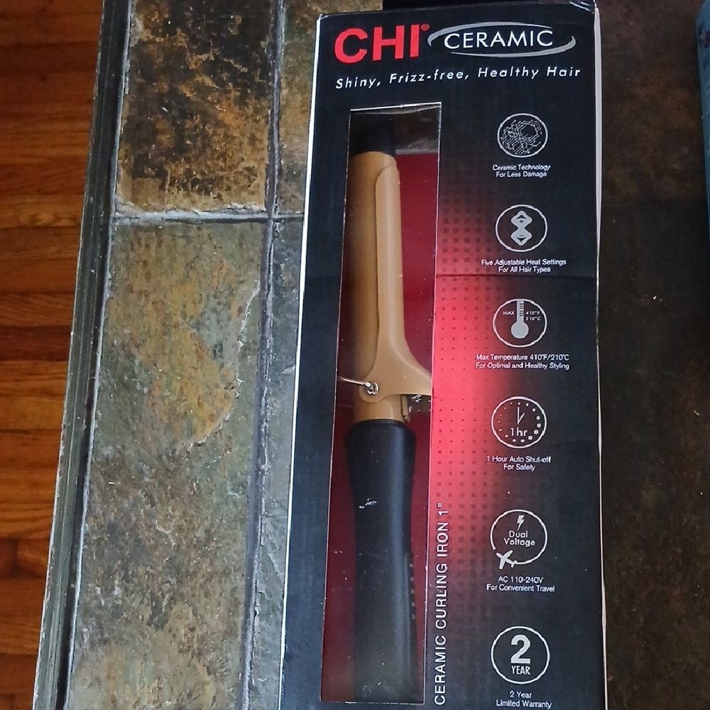 CHI C. eramic 1" Curling Iron - Gold/Black.      D